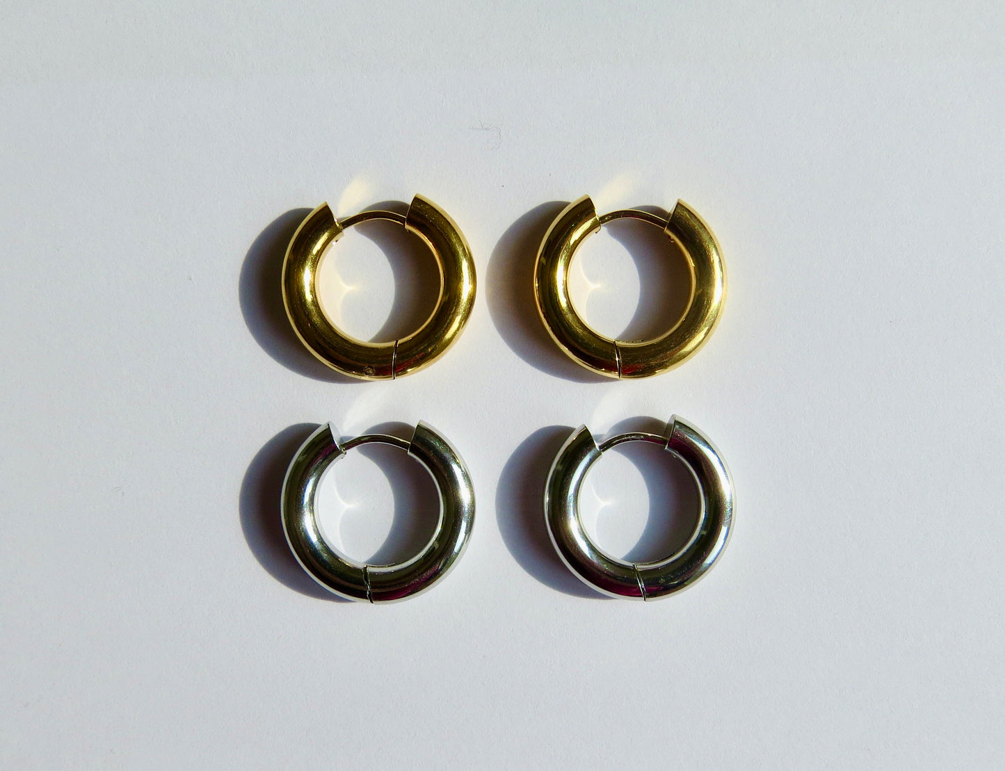 Amelia Hoop Earrings