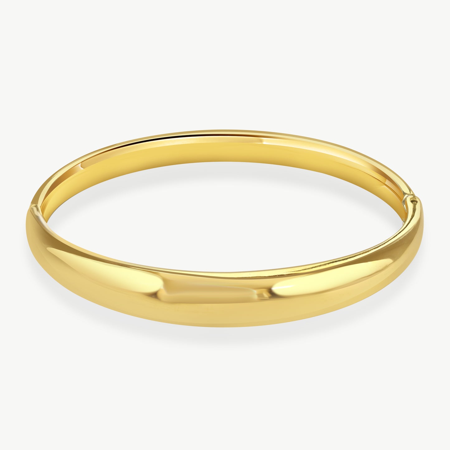 Nora Bangle